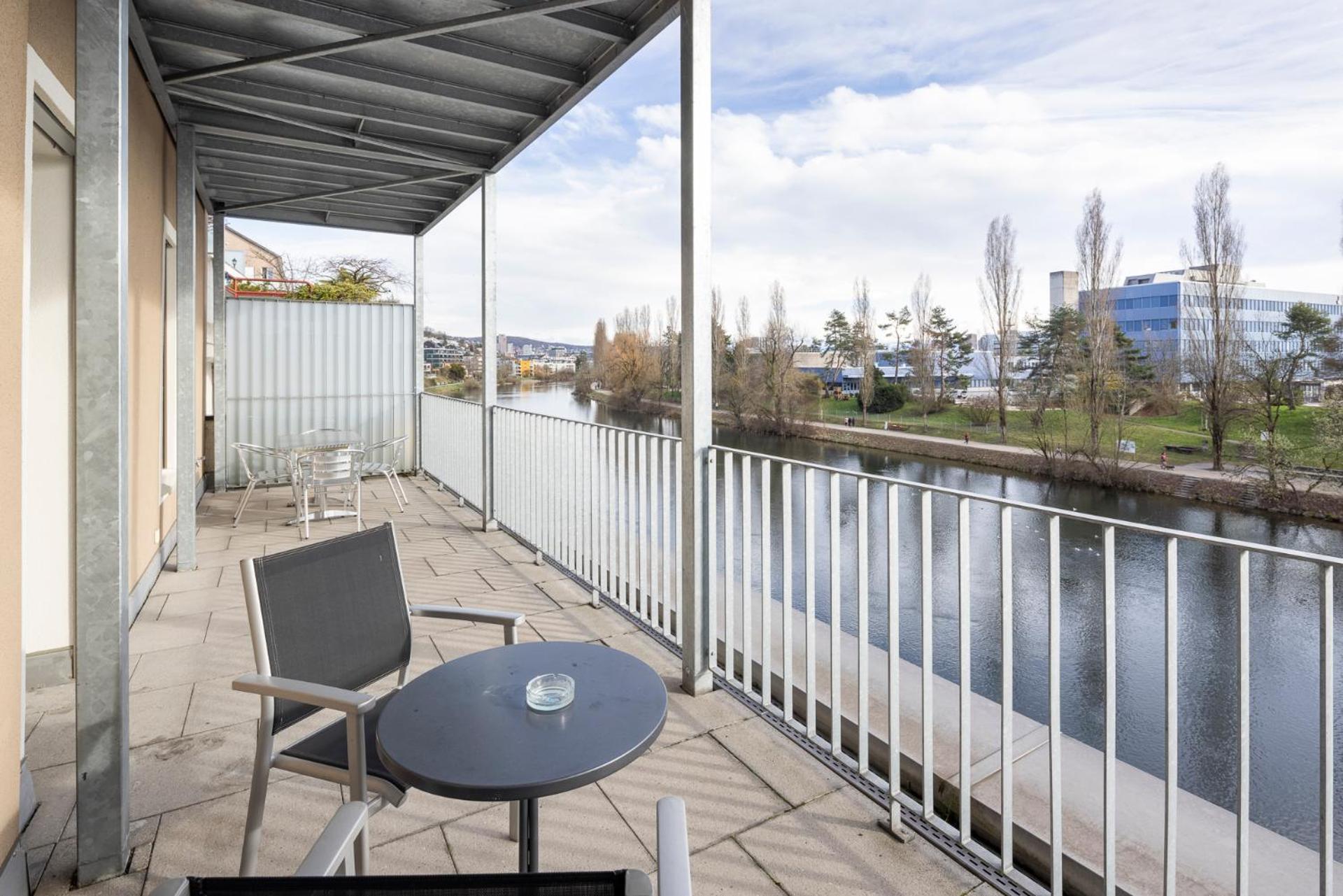 Stayy The River - Contactless Check-In Zurich Exterior photo