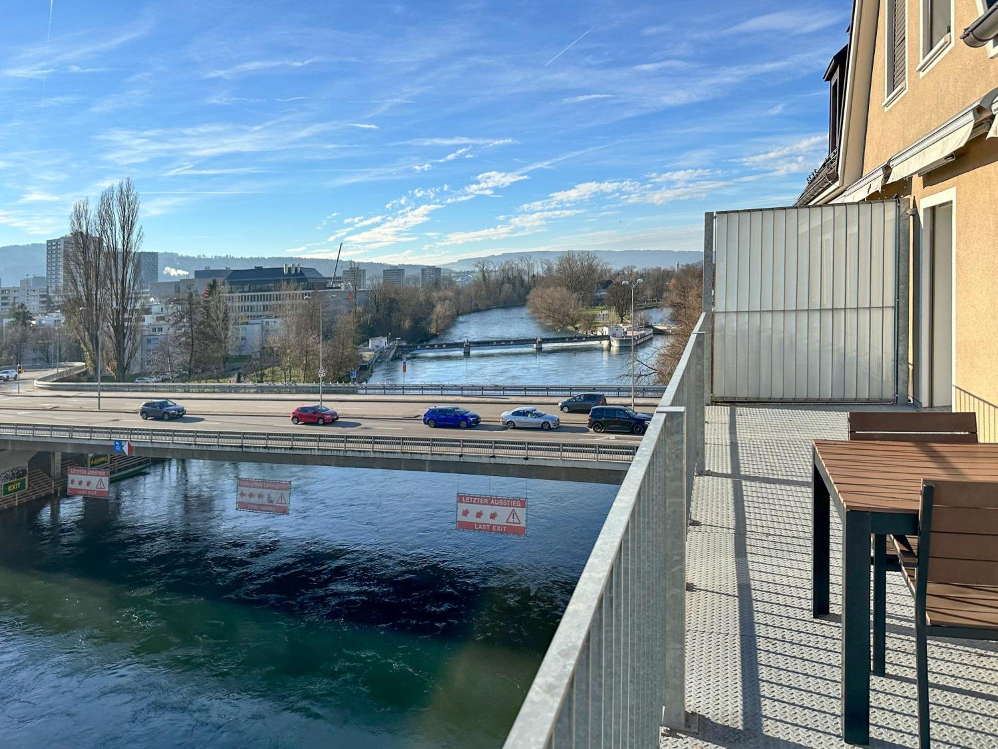 Stayy The River - Contactless Check-In Zurich Exterior photo